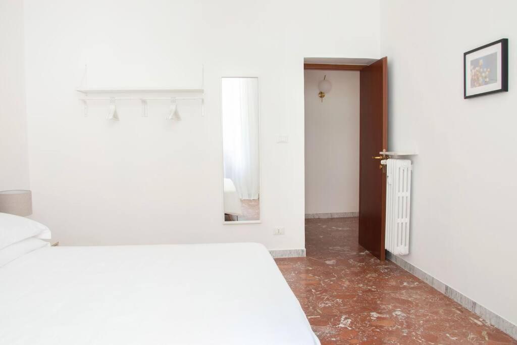 Appartamento Di Charme San Giovanni - Colosseo Rome Exterior photo